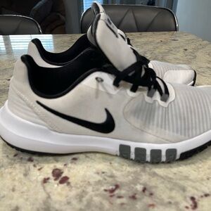 Nike Training Sneakers White Black Size 7 Women